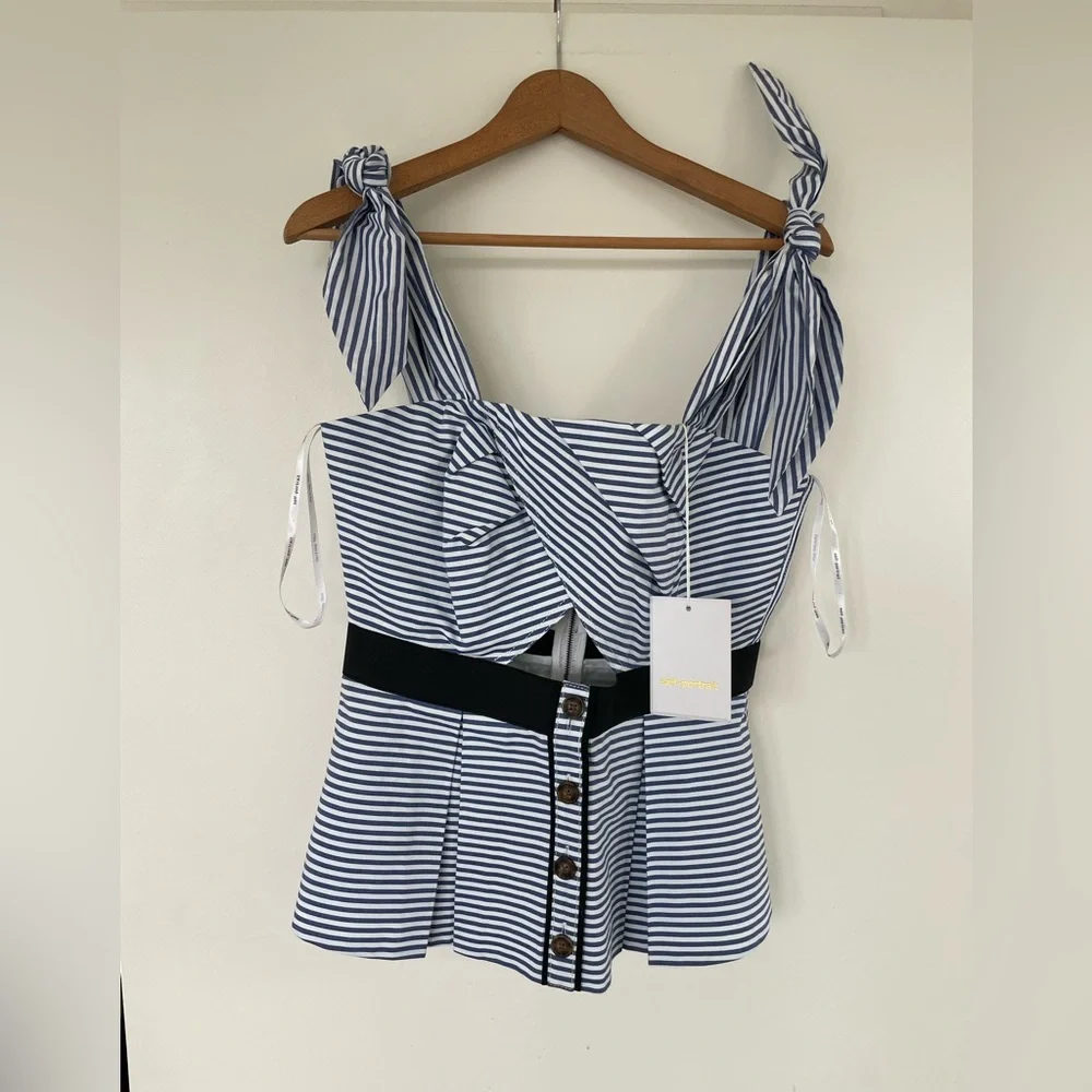 New with tags Self Portrait Shirting Tie Detail Top, size 8 - Picture 2 of 9